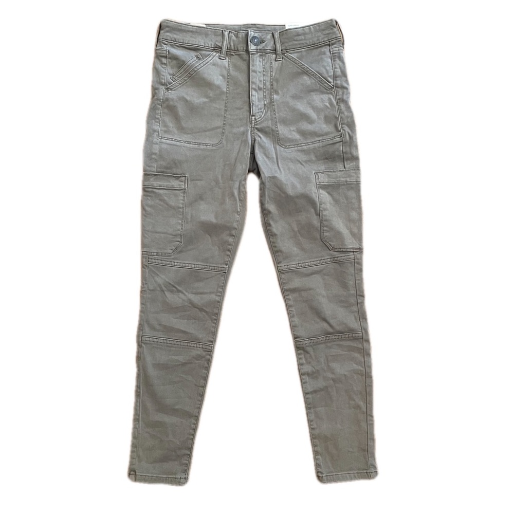 AE cargo jeggings, size 6 short